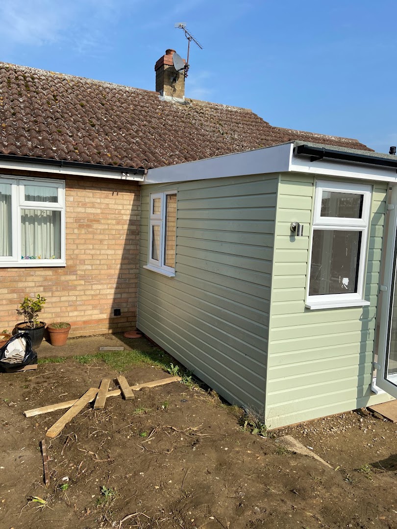 NO JOB 2 SMALL PAINTER AND DECORATOR · Photos 14