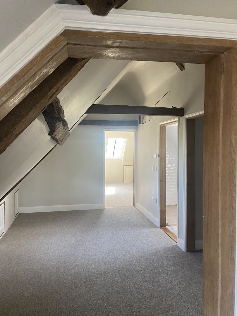 NO JOB 2 SMALL PAINTER AND DECORATOR · Photos 9